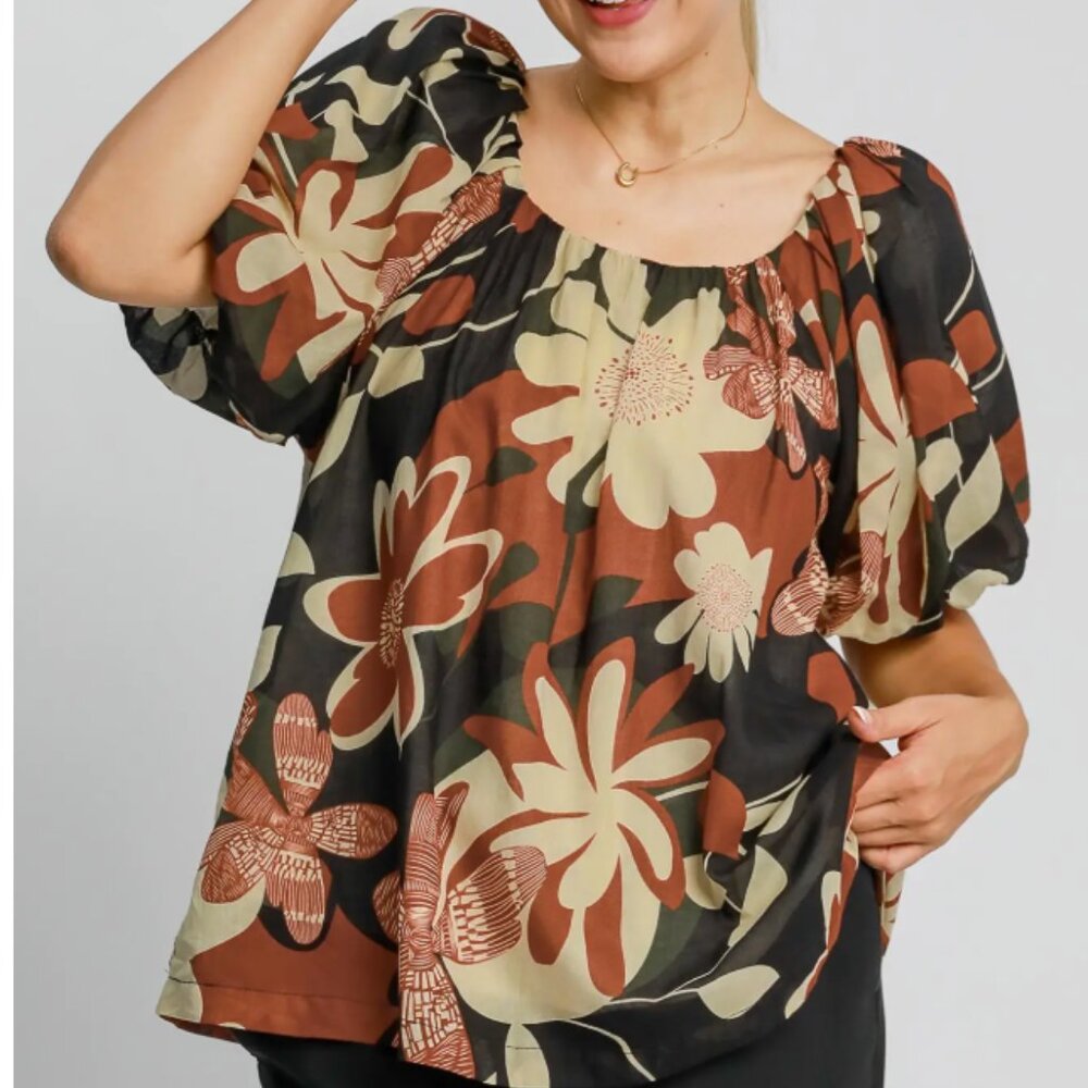 004.Round Neck Print Top